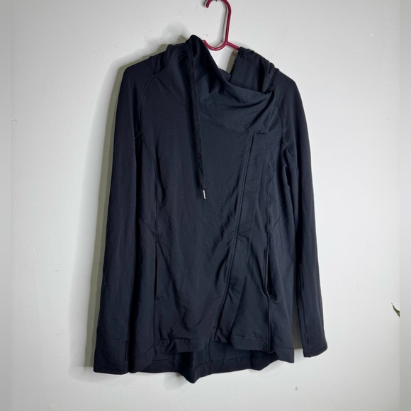 Lululemon Coast Easy Wrap - Black - Picture 4 of 10